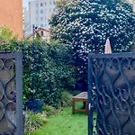 Casita - Petite Maison De Charme - Parking Gratuit & Jardin Prive Apartment *