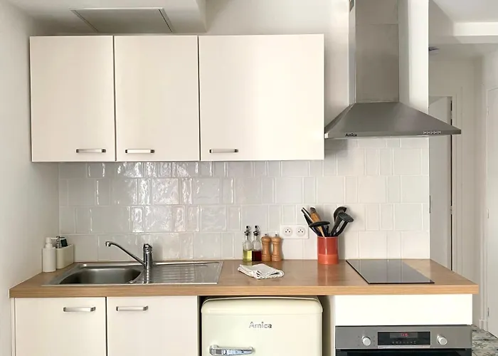 Casita - Petite Maison De Charme - Parking Gratuit & Jardin Prive Apartman